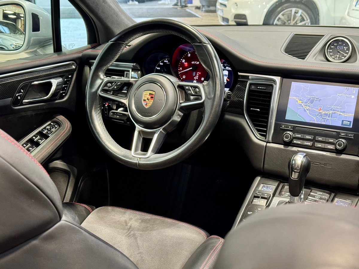 Porsche Macan GTS 3.0 360 PDK7 Options +++ d
