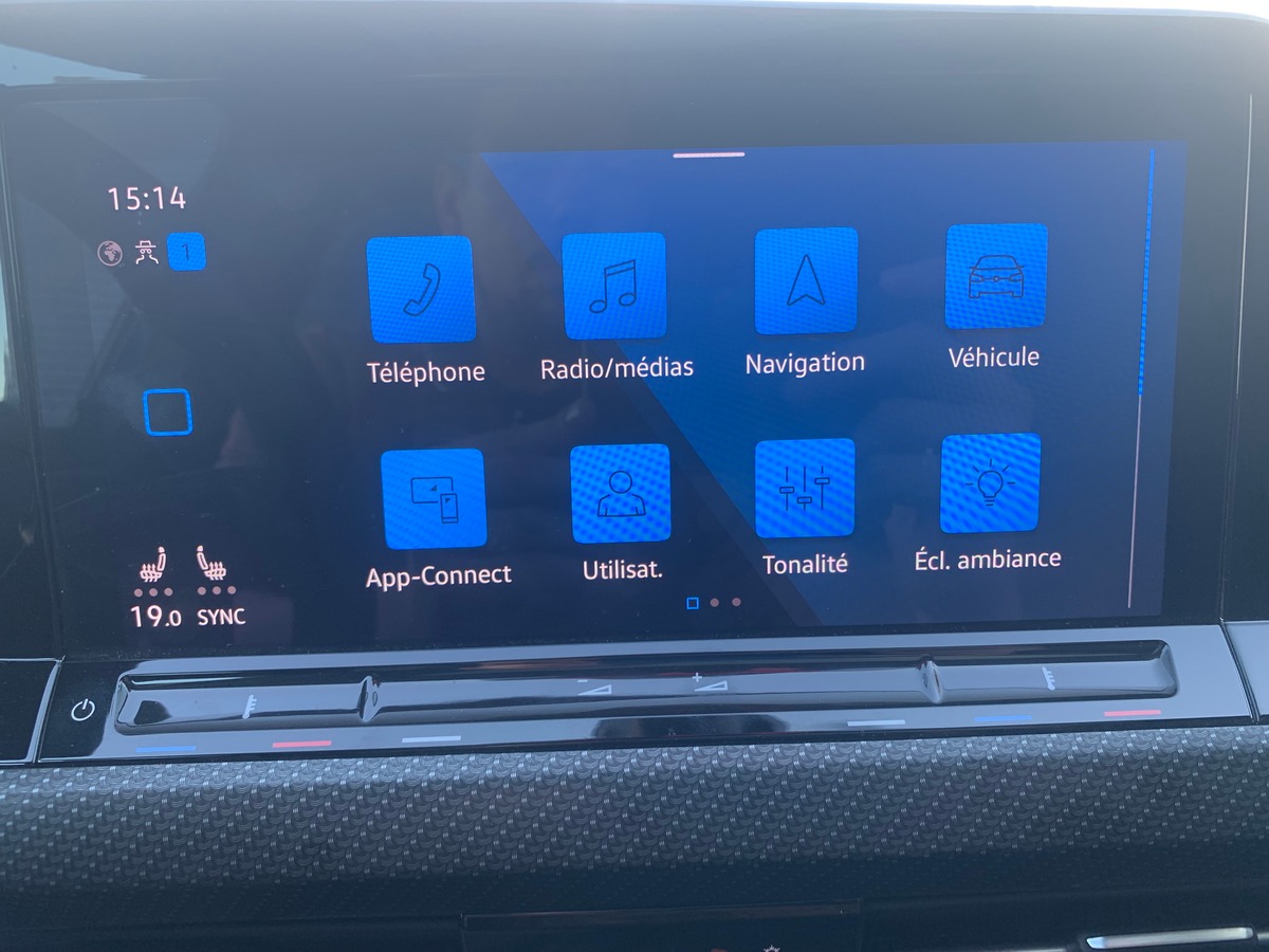 Volkswagen GOLF 8 320 chevaux | R | Toit ouvrant | Caméra de recul | Apple car play | GPS | Attelage
