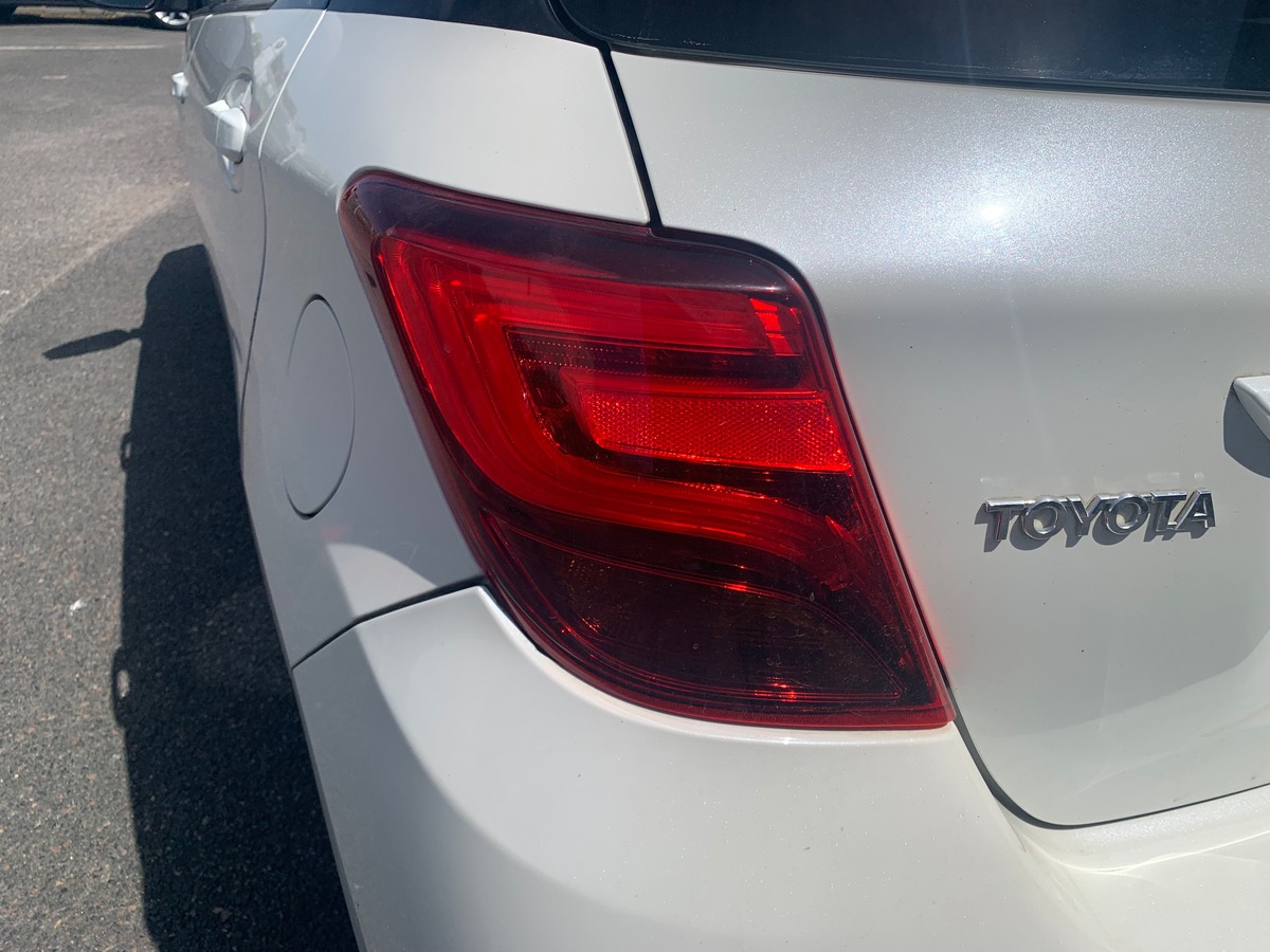 Toyota Yaris Hybrid 100H | Collection | Premiére MAIN | Caméra de recul | Régulateur de vitesse