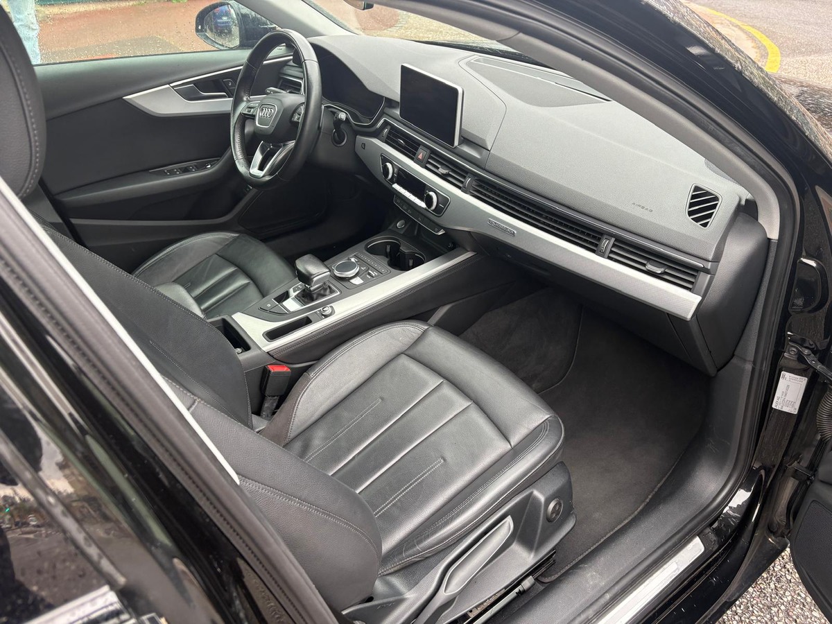 Audi A4 Quattro - 2.0 TDI - Design Luxe