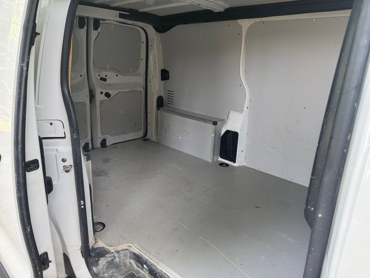 Peugeot Expert PREMIUM 120CV 1,5 BLUEHDI