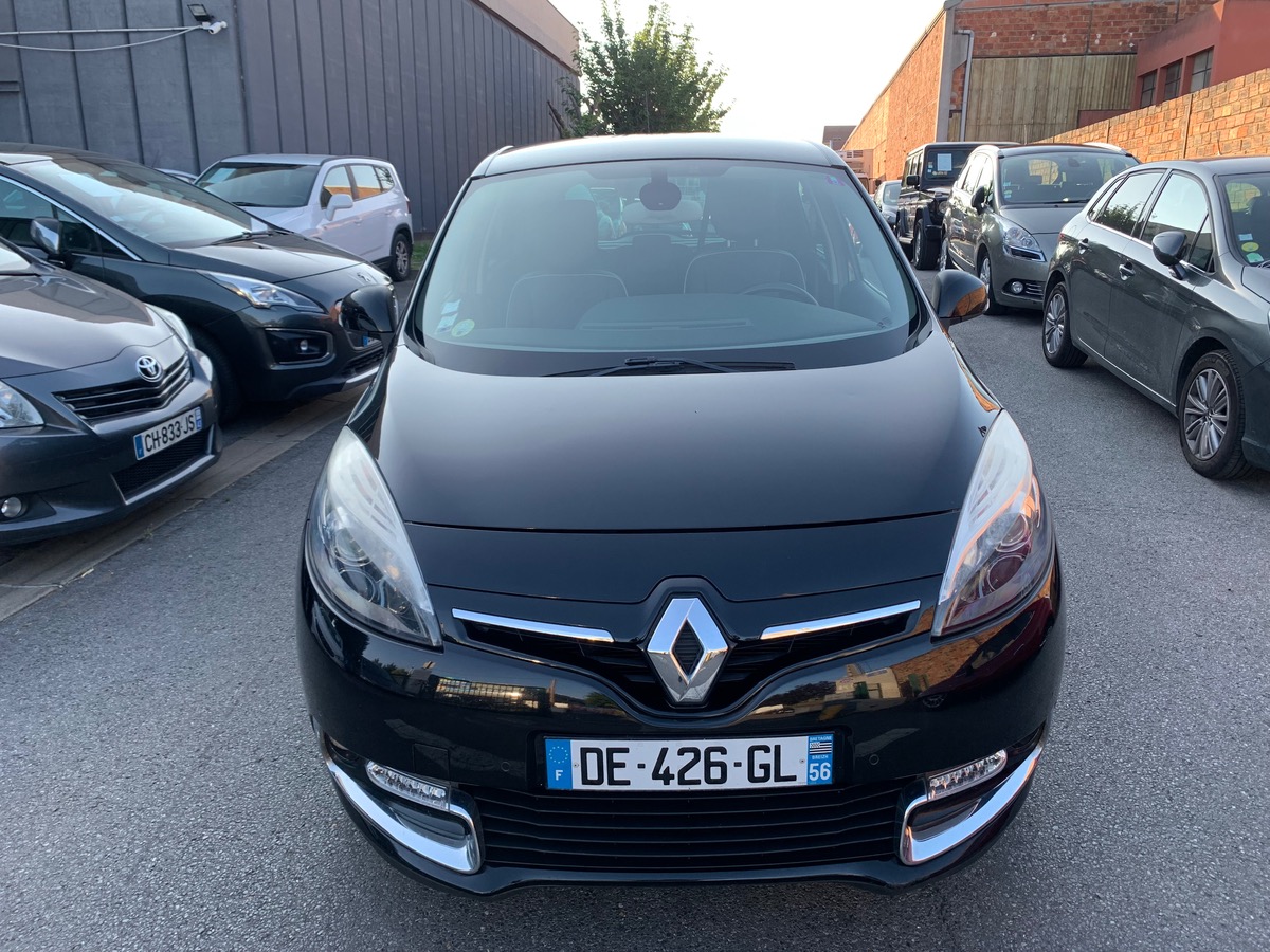 RENAULT Scenic 1.6 DCI 130 CV 1er main lounge 4XCC