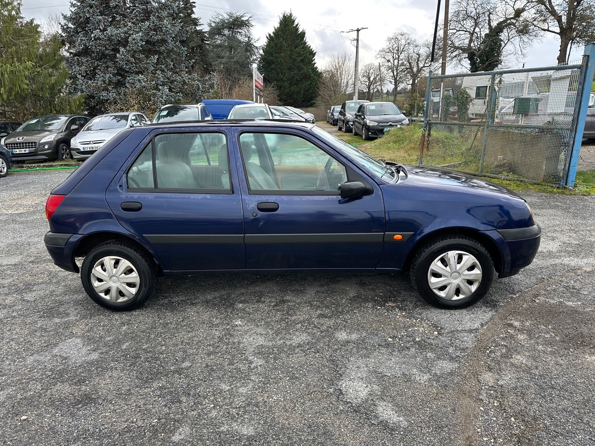Ford Fiesta 1.25i  75cv petit prix 