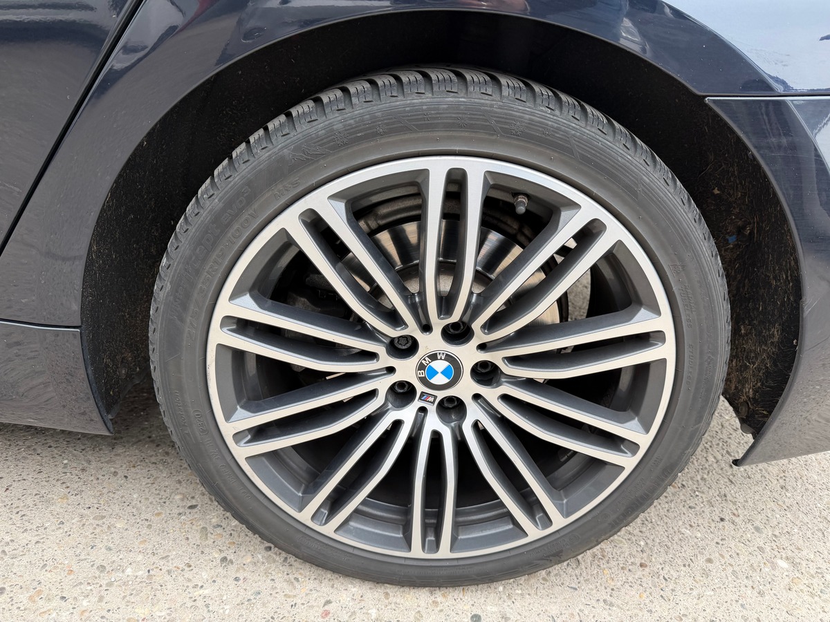 Bmw Série 5 G30 520D xDrive 190 ch BVA 8 M Sport Harman Kardon / Toit ouvrant / Caméra 360°