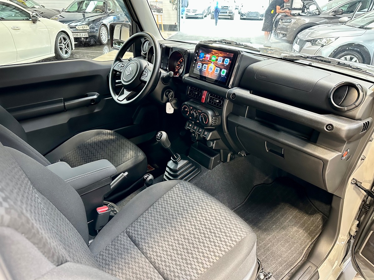 Suzuki Jimny II 1.5 VVT 102 Privilege AllGrip BVM5 1ère Main FR j