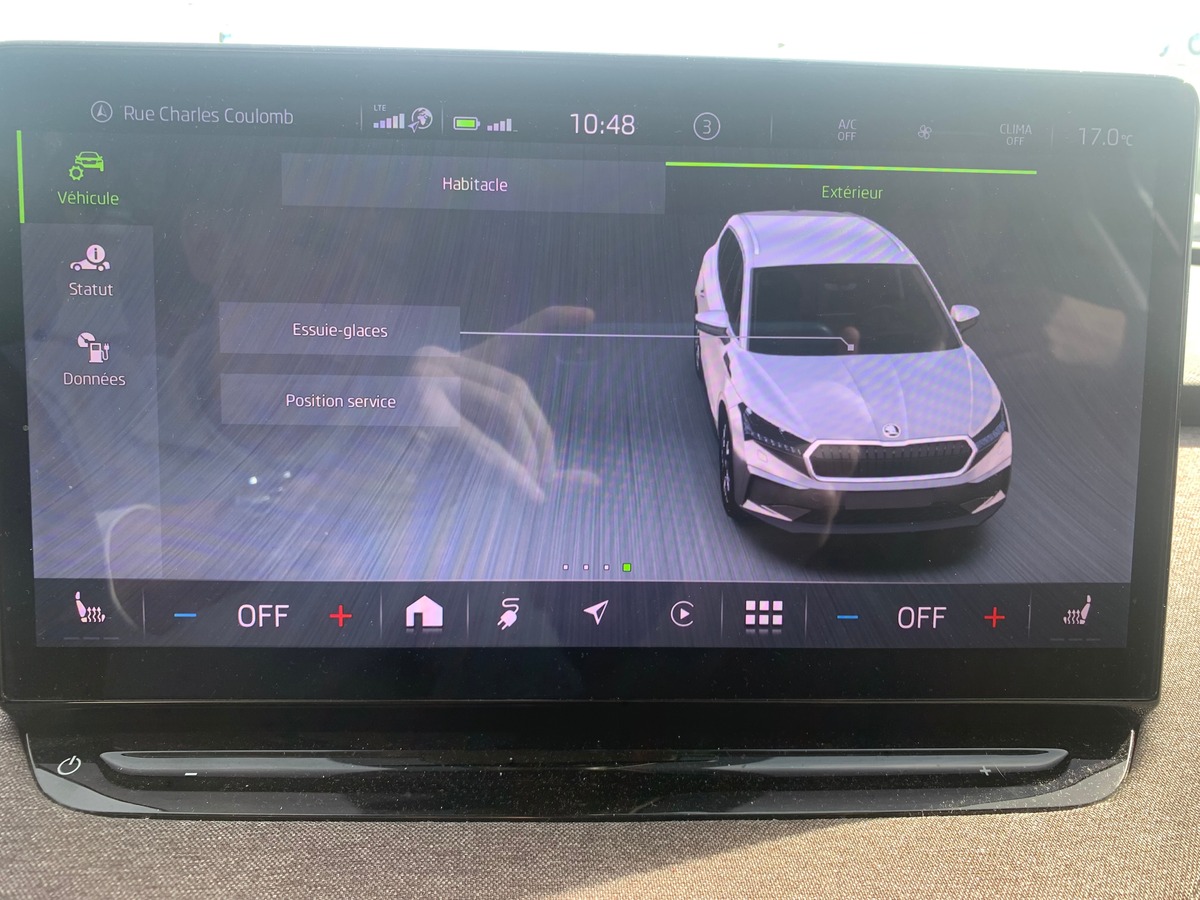 Skoda Enyaq 180 chevaux | iV60 | Apple car Play | Régulateur vitesse adaptatif | Siéges chauffants