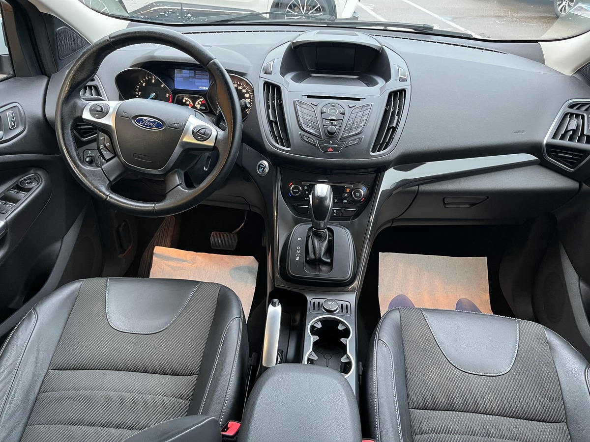 Ford Kuga II 2.0 TDCi 4x4 Powershift 150 ch TITANIUM boite automatique