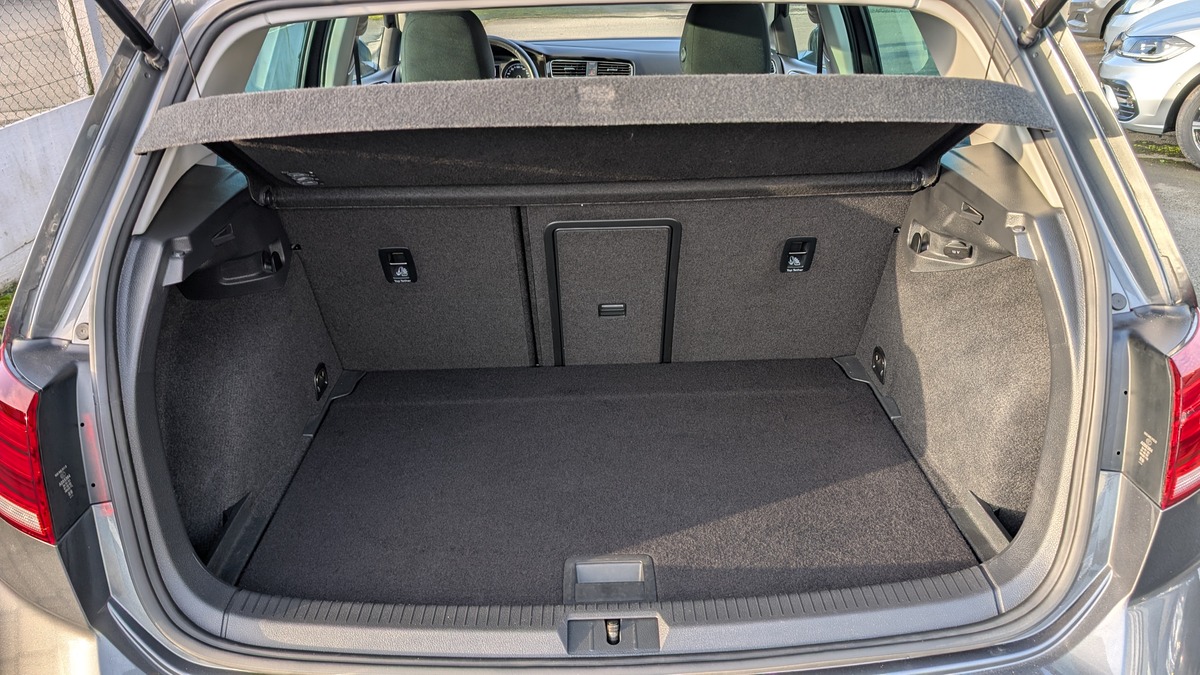 Volkswagen Golf VII 1.6 TDi 115 Sound