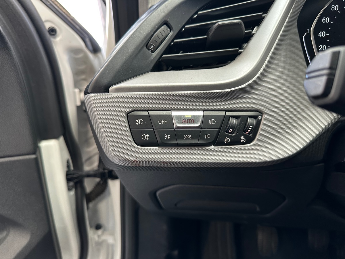 Bmw Série 1 (F40) 116D LOUNGE entretien complet BMW