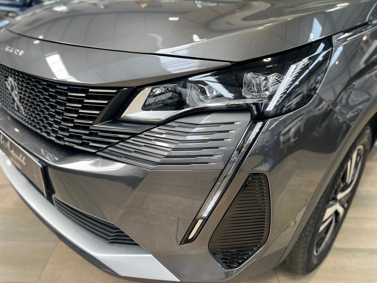 Peugeot 3008 II (2) GT 1.5 BLUEHDI 130 cv EAT8 S&S /TOIT PANORAMIQUE/CARPLAY/