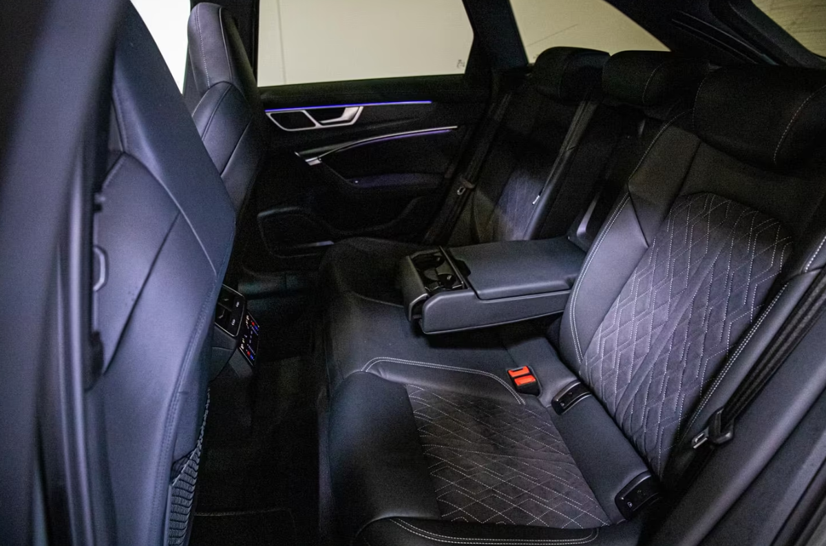 Audi S6 Avant V 3.0 TDI 344ch quattro tiptronic Toit ouvrant Bang&Olufsen Attelage