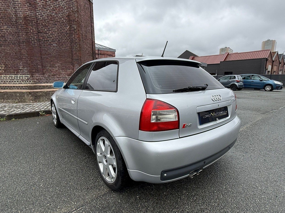 Audi S3 8L QUATTRO 210 1.8T