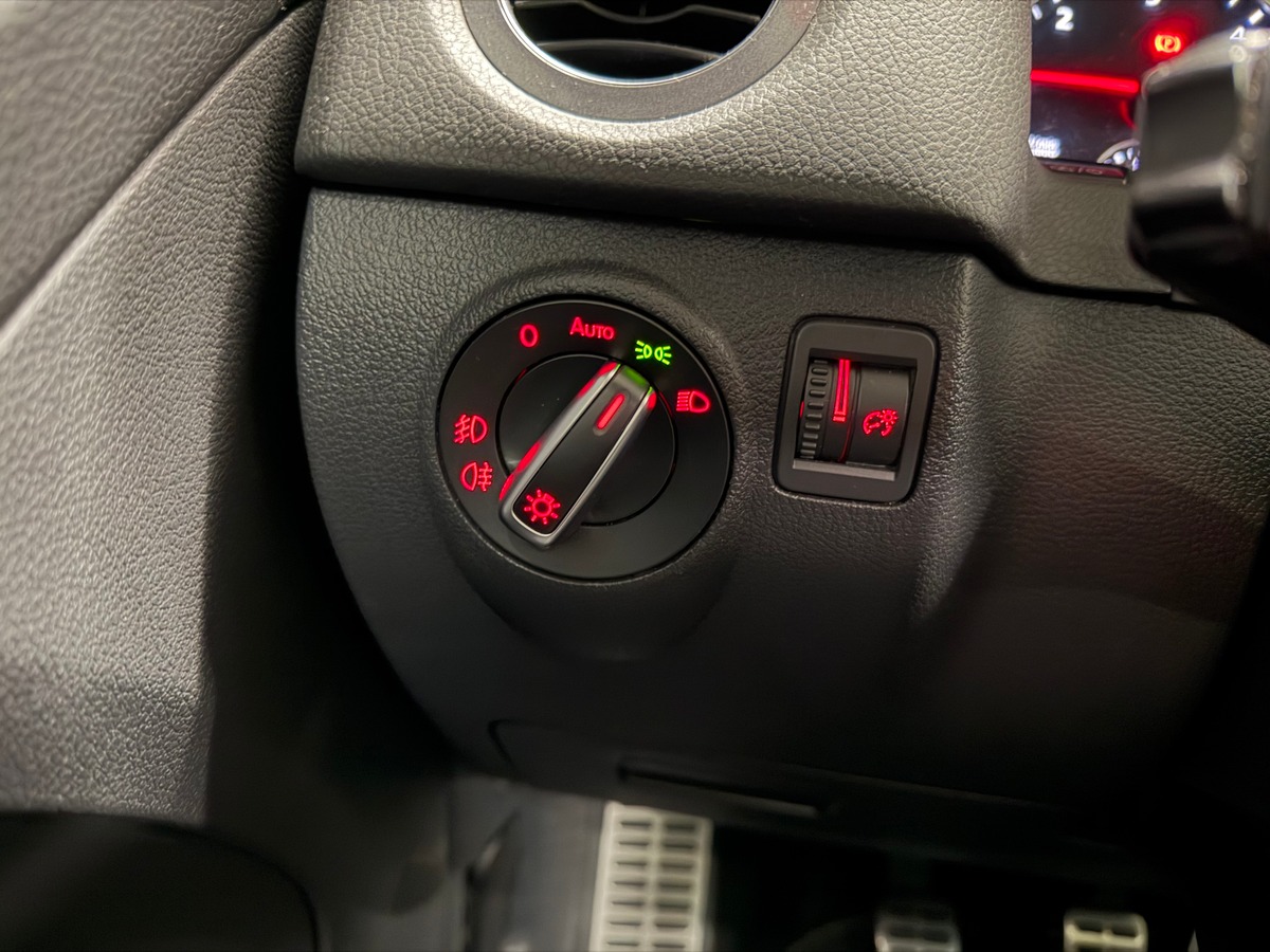 Volkswagen Tiguan 2.0 TDI R LINE TOIT PANORAMIQUE OUVRANT / CAMERA DE RECUL