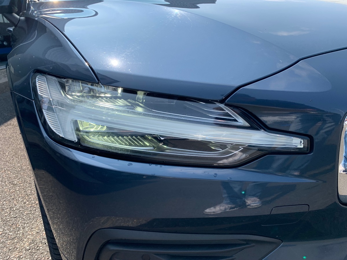 Volvo V60 150 ch | Business Excecutive | Caméra recul | Apple car Play | Cuir | Régulateur vitesse
