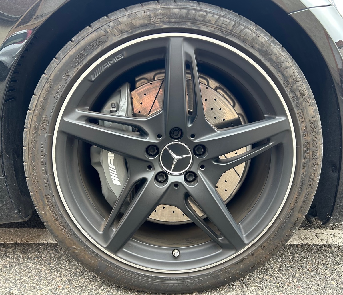 Mercedes-Benz AMG GT 4.0 476CH