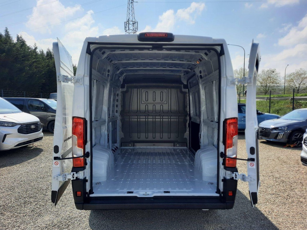 Peugeot Boxer Fg FOURGON 333 L2H2 2.2 BLUEHDI 140CH M6 CONFORT