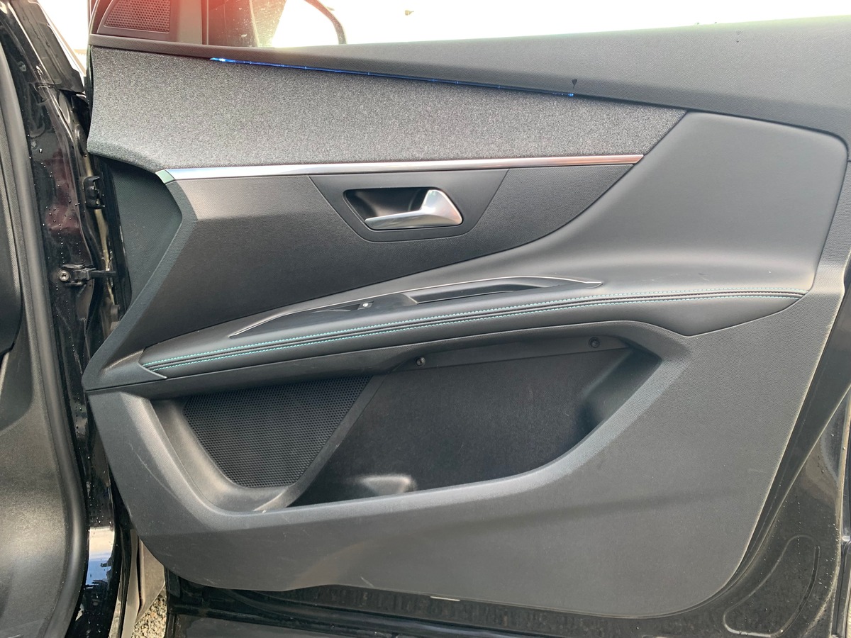 Peugeot 5008 130 ch | 7 Places | Allure Pack | Apple Car Play et Android Auto | Caméra de recul