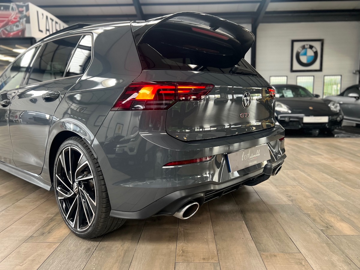 Volkswagen Golf VIII GTI CLUBSPORT 2.0 TSI 300 ch DSG7 + attelage amovible