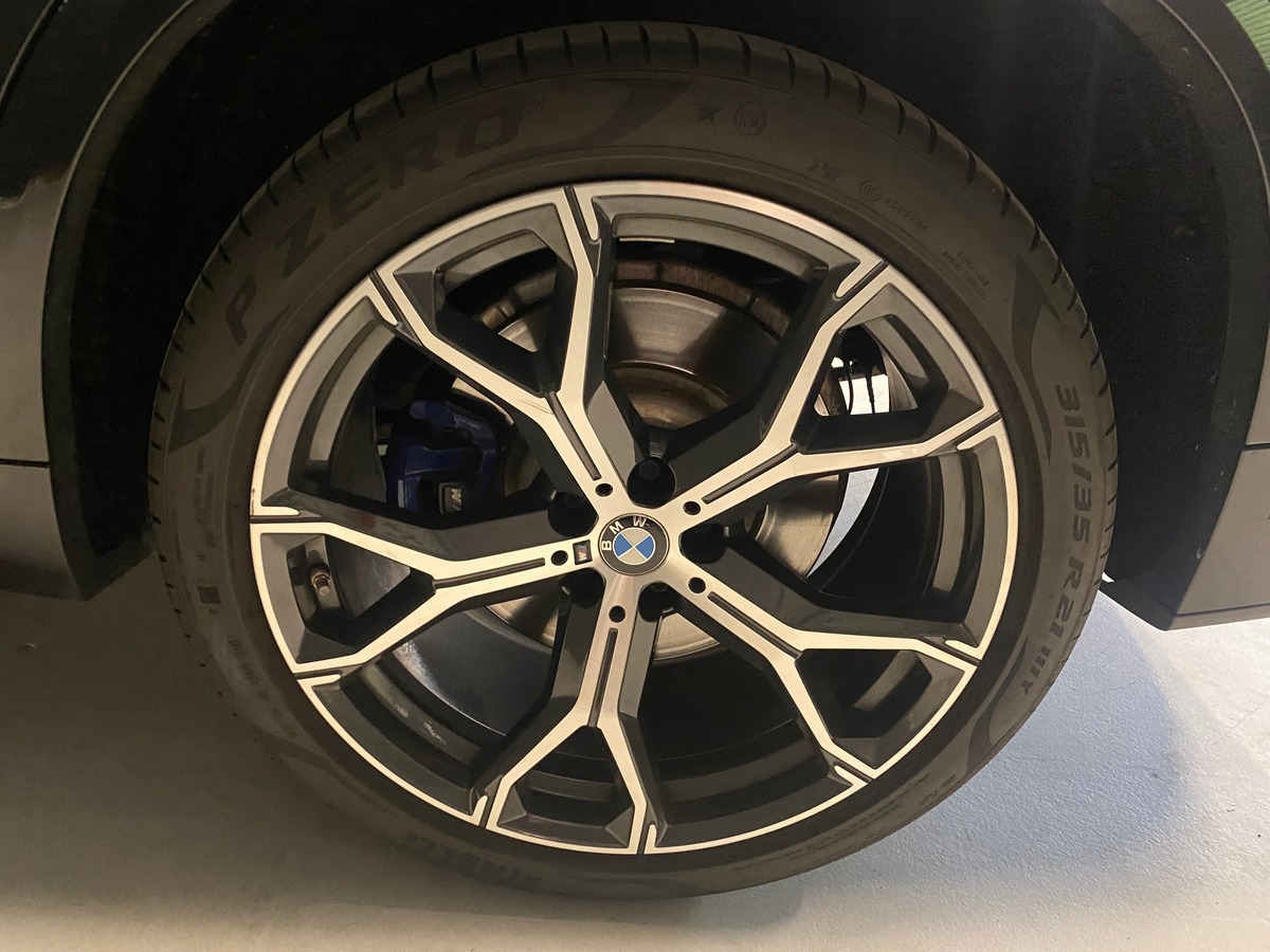 Bmw X5 G05 xDrive30d 265 ch BVA8 M Sport / TOIT OUVRANT / CAMERA 360 / APPLE CARPLAY