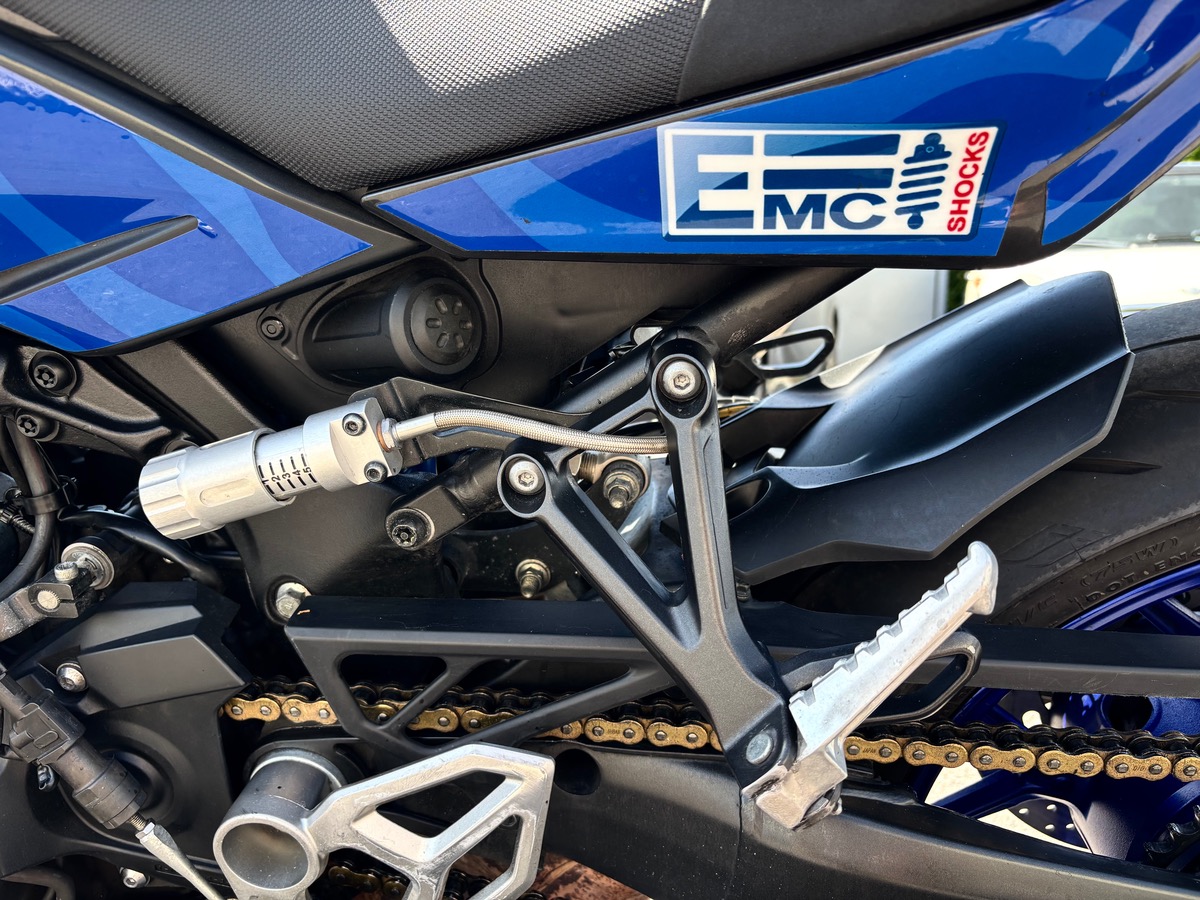 Yamaha NIKEN 850 MTT2