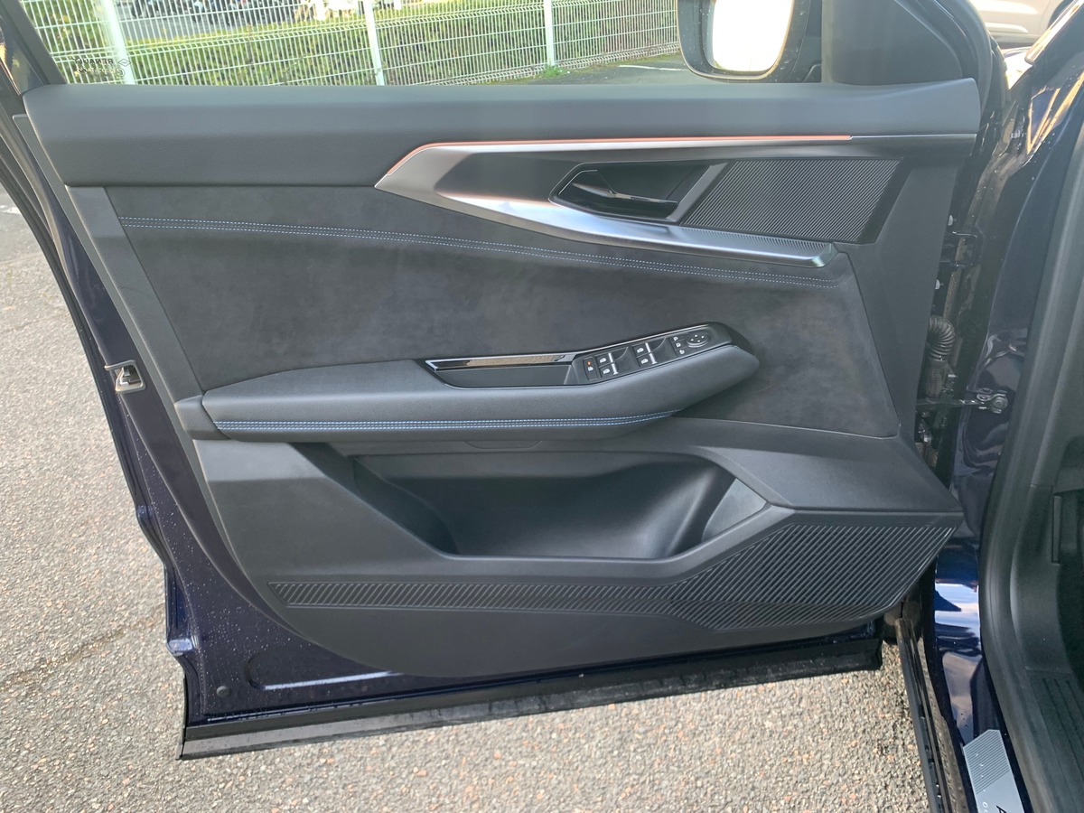 RENAULT Espace 200 | E-TECH | Esprit Alpine | 7 Places | Caméra de recul | Pack Advanced Driving