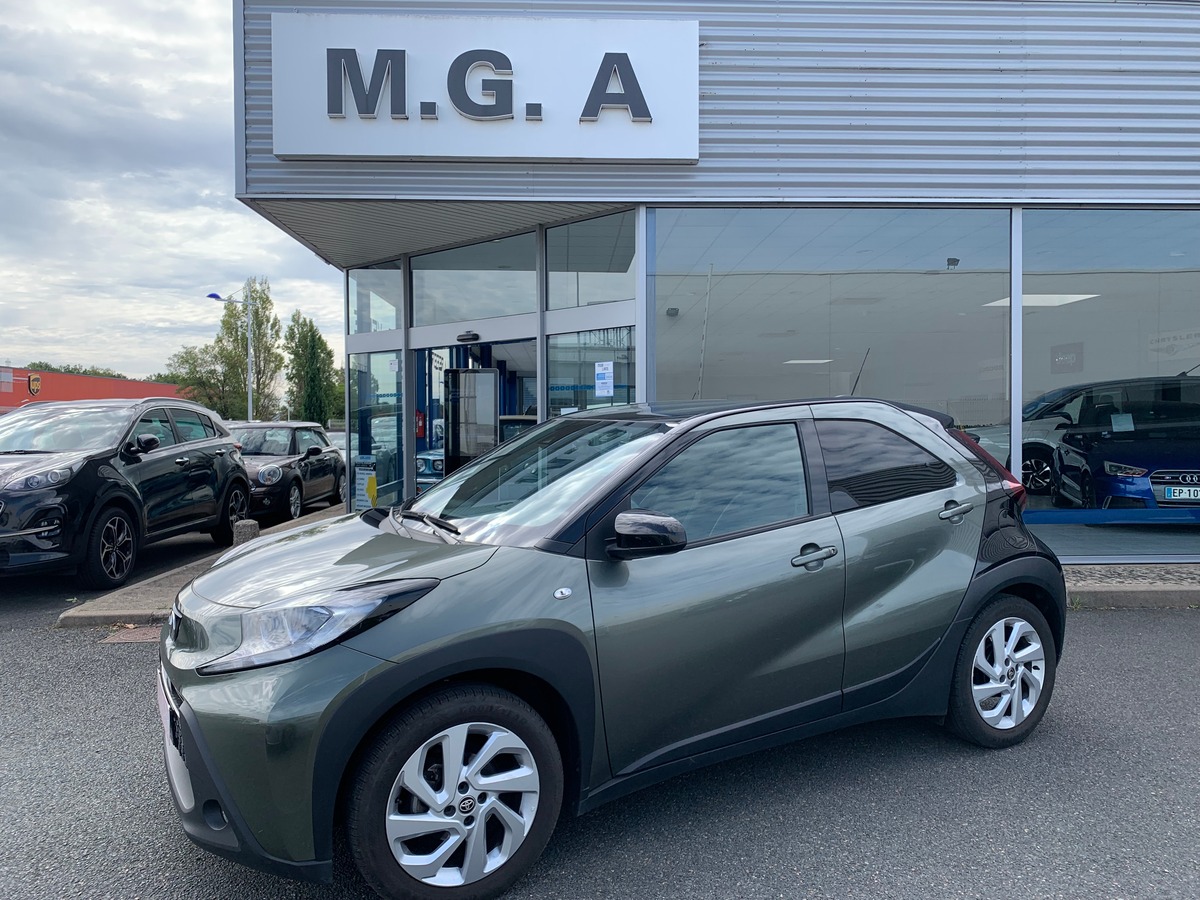 Toyota Aygo X 72 | Design | Apple car play | Régulateur | Climatisation | Ecran couleur tactile 8 "