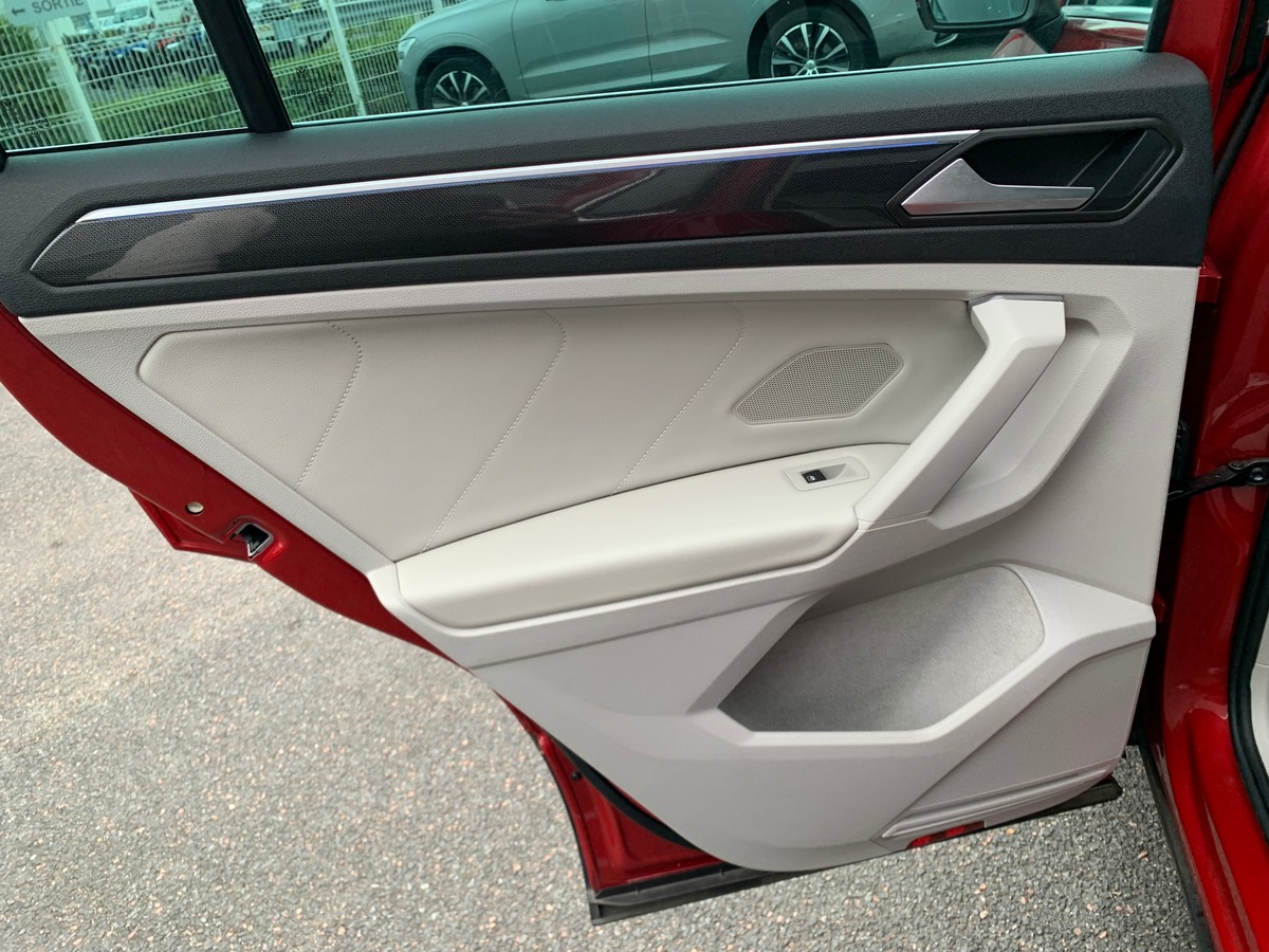 Volkswagen Tiguan 150 | ELEGANCE EXCLUSIVE | Toit ouvrant panoramique | Cuir | Caméra avant arriére