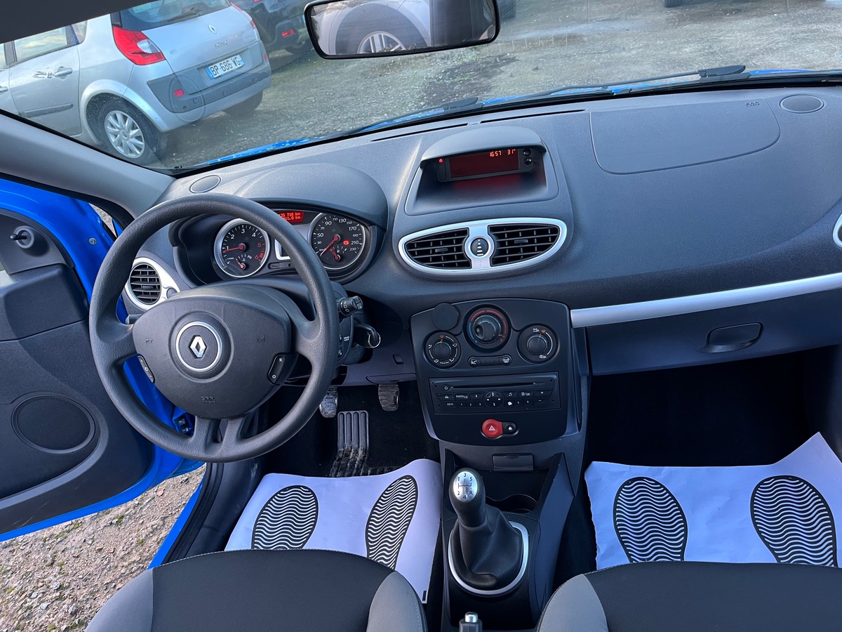 RENAULT Clio 1.5 dci