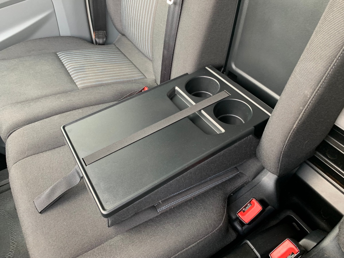 Ford TRANSIT 130 ch | Attelage | Régulateur de vitesse | Bluetooth | Plancher bois et latérale