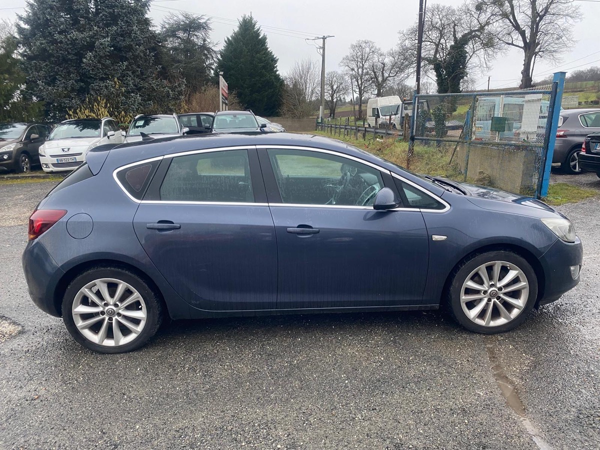 Opel Astra 1.7 cdti 110cv luxe