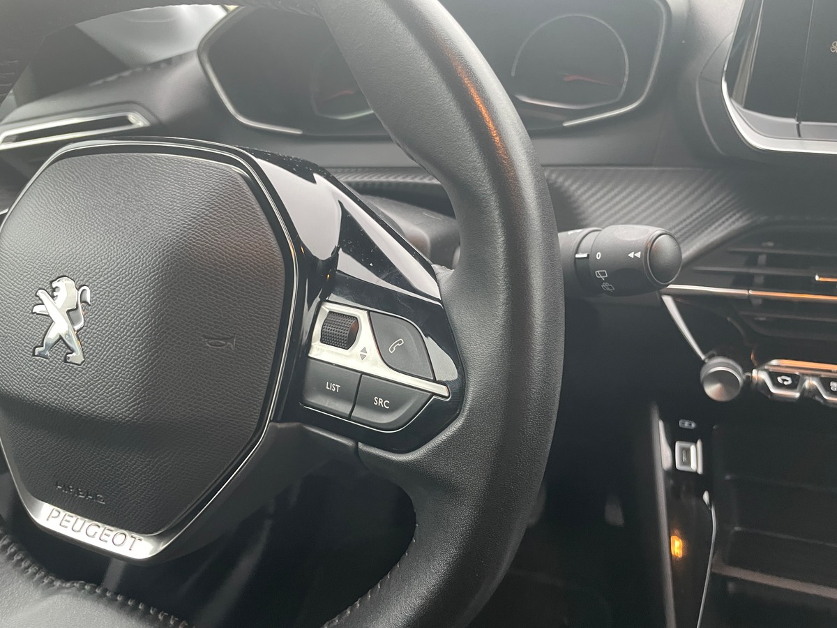 Peugeot 208 1.2 Puretech 75-  Finition Active Business - Historique Complet