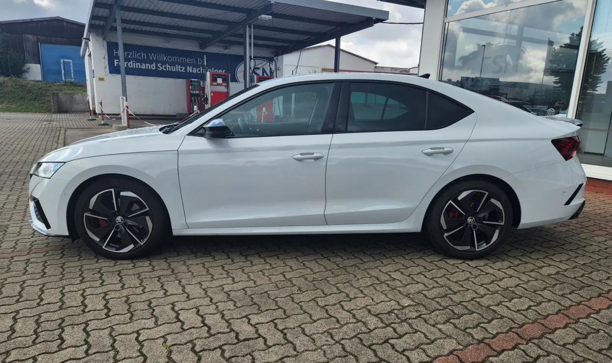 Skoda Octavia Berline 2.0 TDI 200ch RS 4x4 DSG7