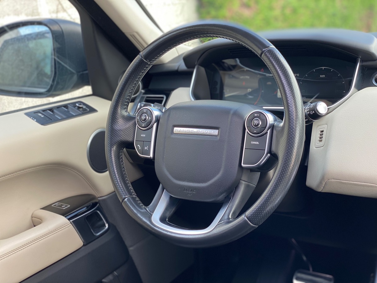 Land-Rover RANGE ROVER SPORT 3.0 SDV6 306 HSE c