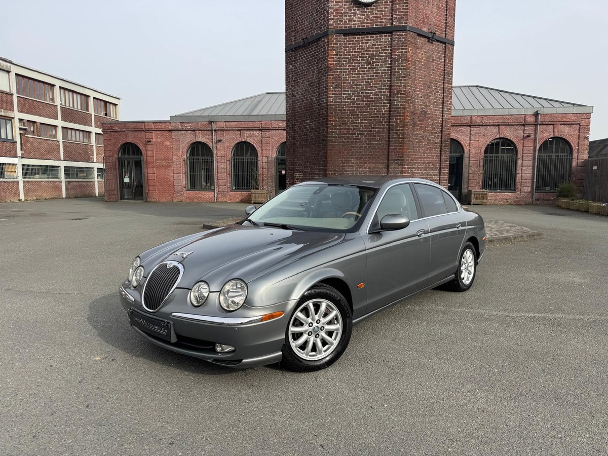 Jaguar S-Type 3.0 V6