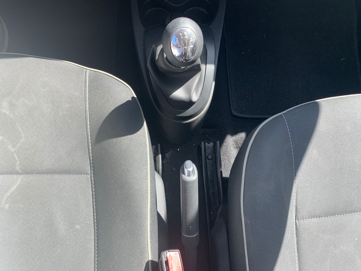 RENAULT Twingo 75 chevaux | Life | Premiére MAIN | Climatisation | Roue secours | Ordinateur de bord