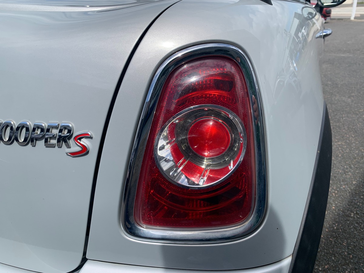 Mini Cabrio 184 ch | S | Mode Sport | Régulateur de vitesse | Bluetooth | GPS | Radar de recul