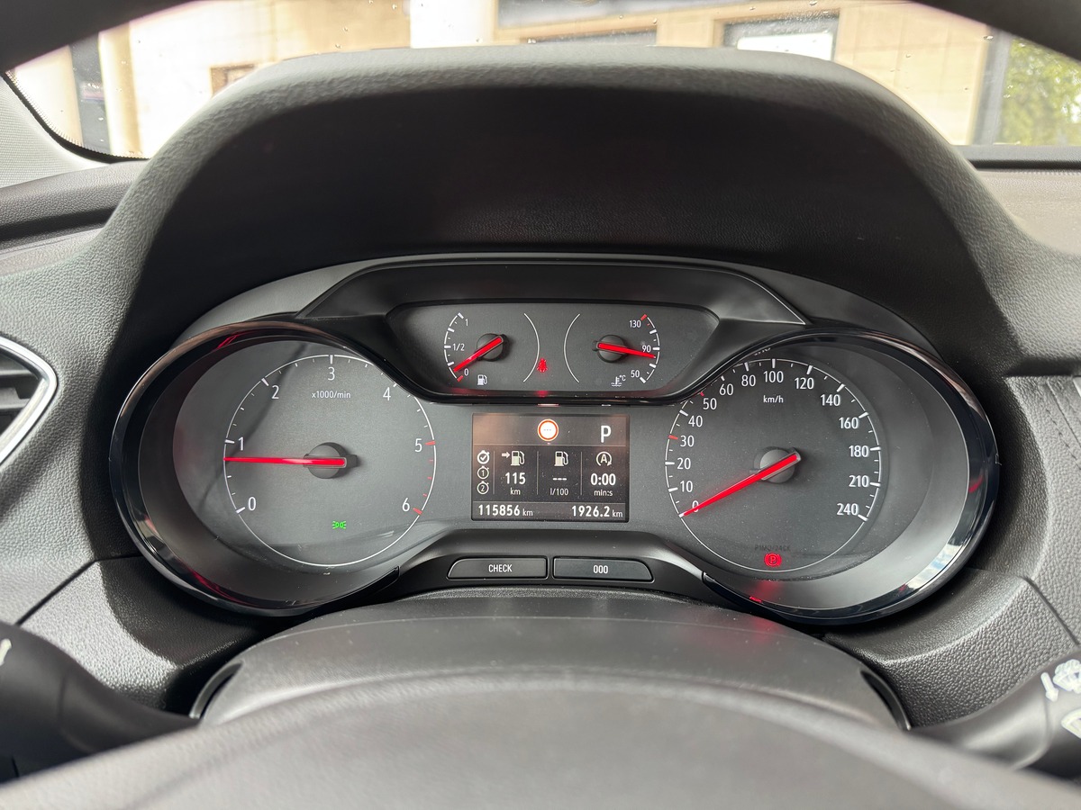 Opel Grandland X 1.5 CDTI EAT8 130 cv - Boîte auto - Apple Carplay / Androide Auto
