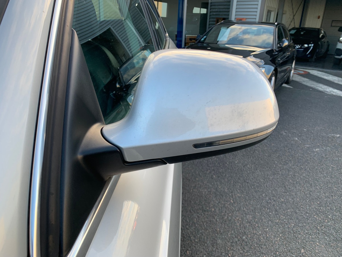 Audi Q3 177 | Sport design | Radar stationnement avant arriére | Régulateur vitesse | Attelage | Gps