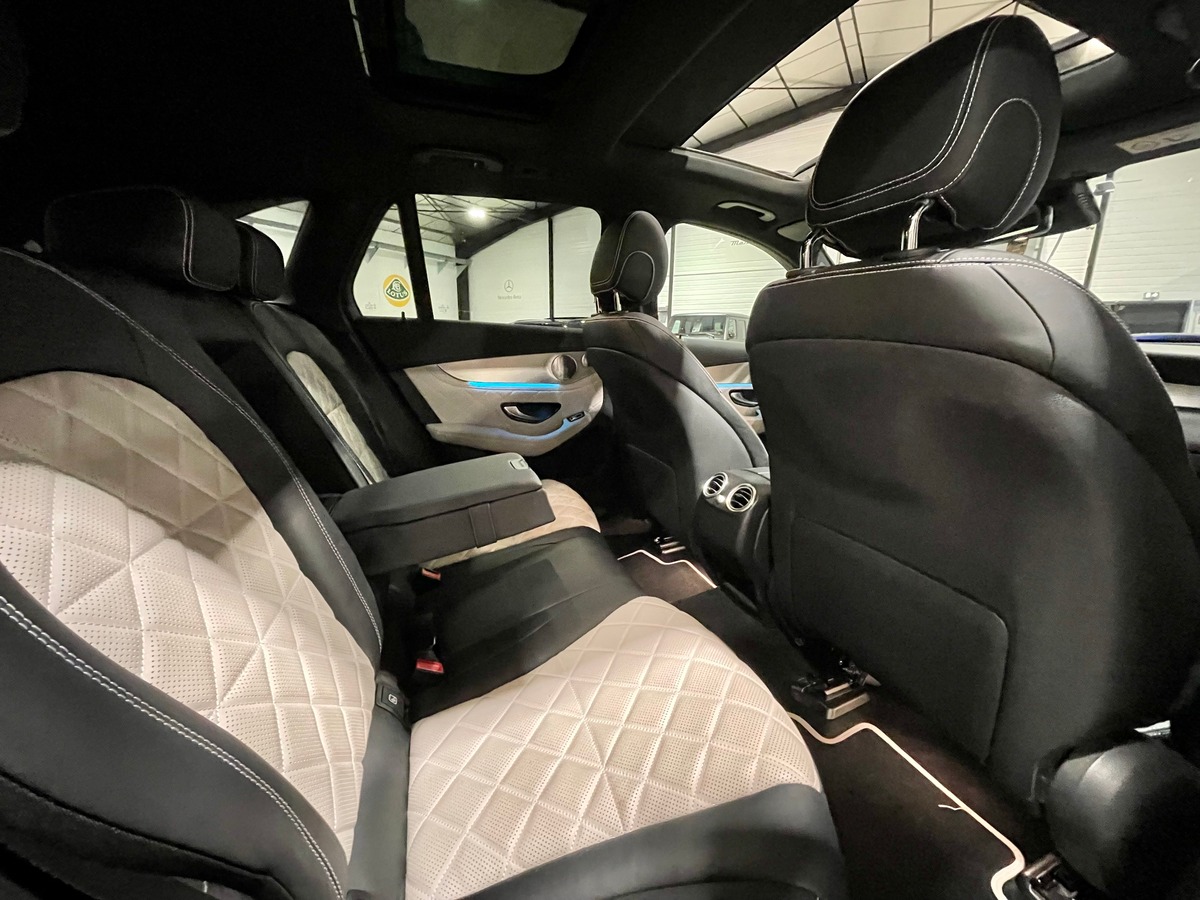 Mercedes-Benz Class GLC 300 Designo 245 4Matic BVA9 Full f
