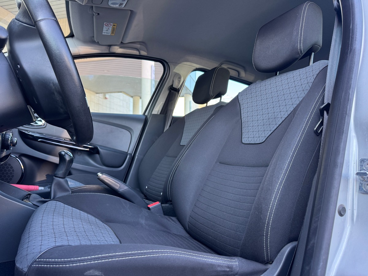 RENAULT Clio IV 1.5 dCi Limited S&S 90 cv - Ecran multimédia