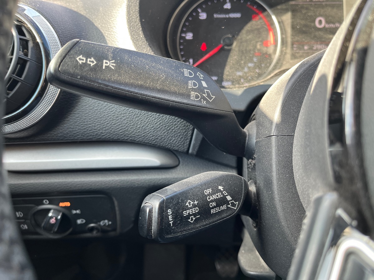 Audi A3 Limousine 1.6 TDI 110cv, Suivi entretien complet, courroie de distrib. OK, sièges chauffants