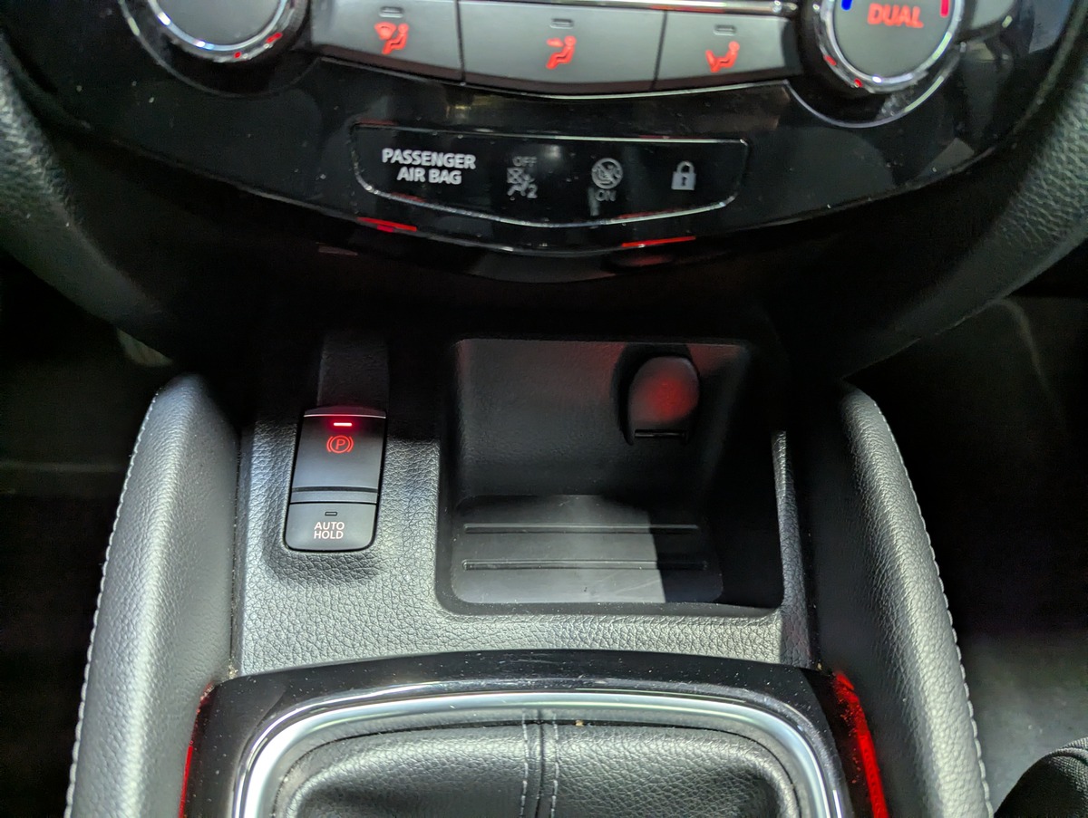Nissan Qashqai 1.2 dig TEKNA