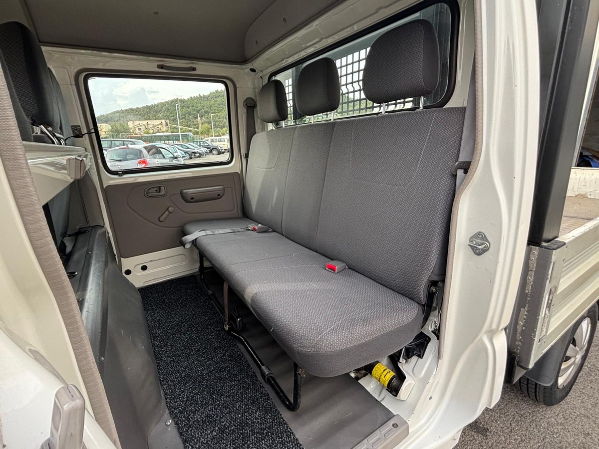 Toyota Dyna 100 3.0 D-4D DOUBLE CABINE 6 PL - Garantie 12 mois