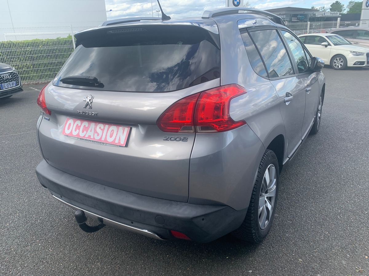 Peugeot 2008 100 ch | Style | Régulateur de vitesse | GPS | Bluetooth | Radar arriére | Barres toit