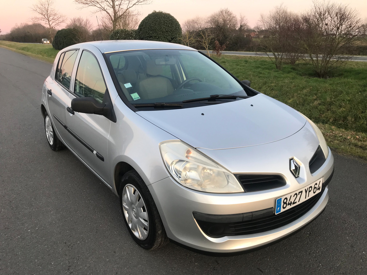 RENAULT Clio 1.5 DCI 70CV EXPRESSION 155987 KM