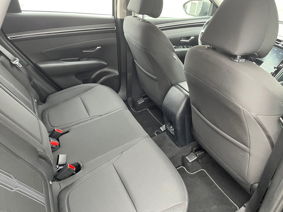 Hyundai Tucson 1.6 Hybrid 230 Intuitive, Suivi complet Hyundai, Attelage Amovible, CarPlay