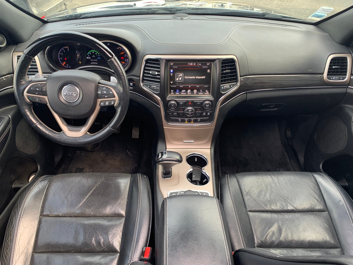 Jeep Grand Cherokee 250 ch | Overland | Toit ouvrant panoramique | Caméra de recul | Attelage