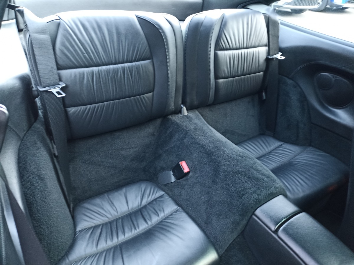 Porsche 911 CARRERA 4 TIPTRONIC