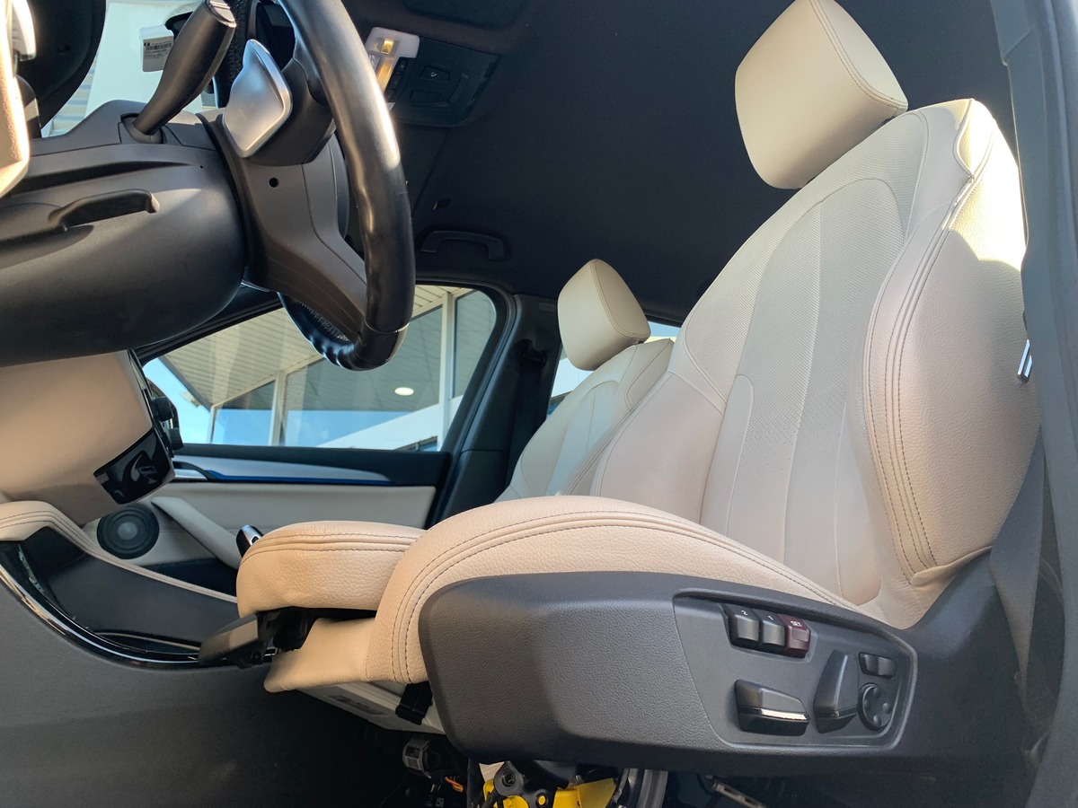 Bmw X1 192 chevaux | sDRIVE 20iA | M Sport | Caméra de recul | Harman Kardon | Attelage amovible
