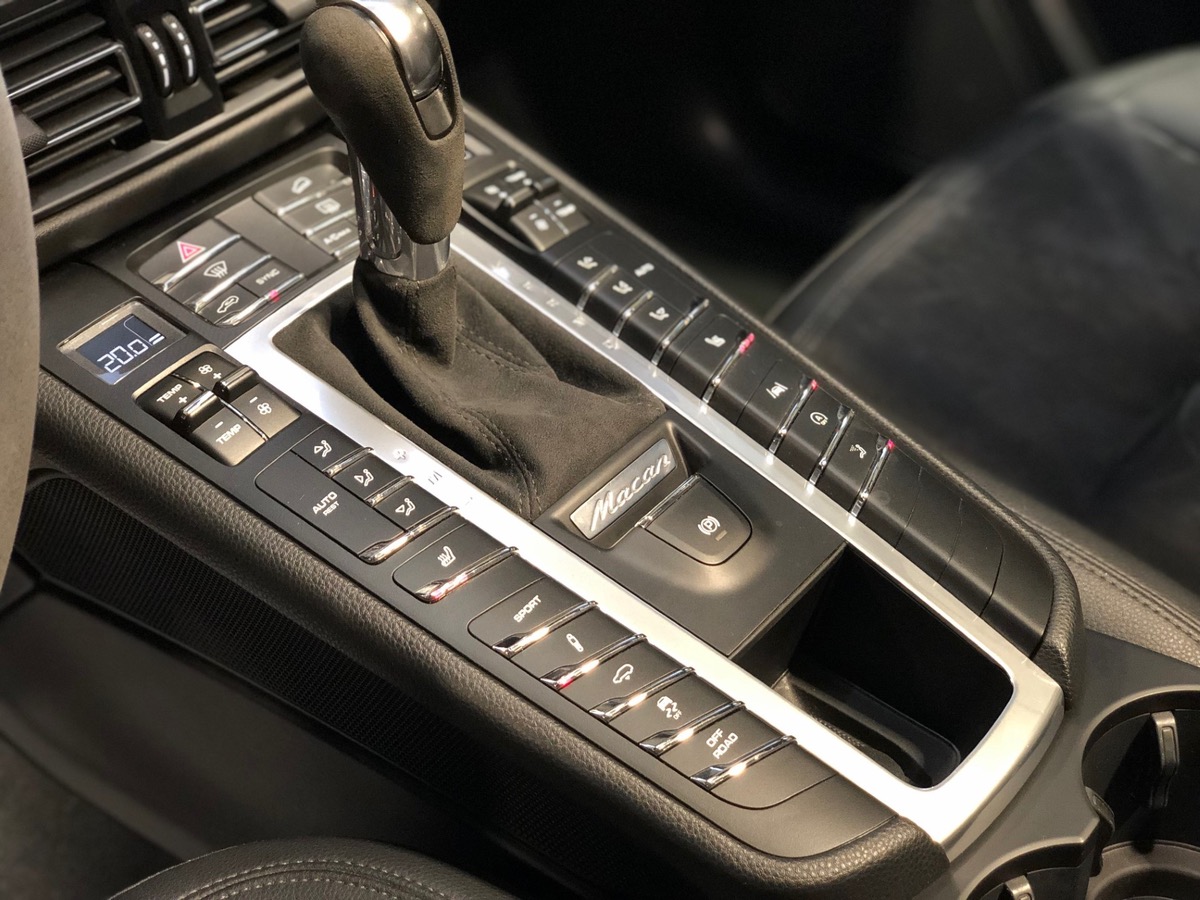 Porsche Macan PHASE 2 2.0 245 PDK TOIT PANO/VOLANT SPORT GT/ IMMAT FR  cp